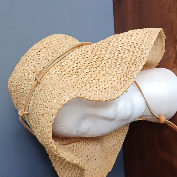 Sun hat - Picture 2 of 13